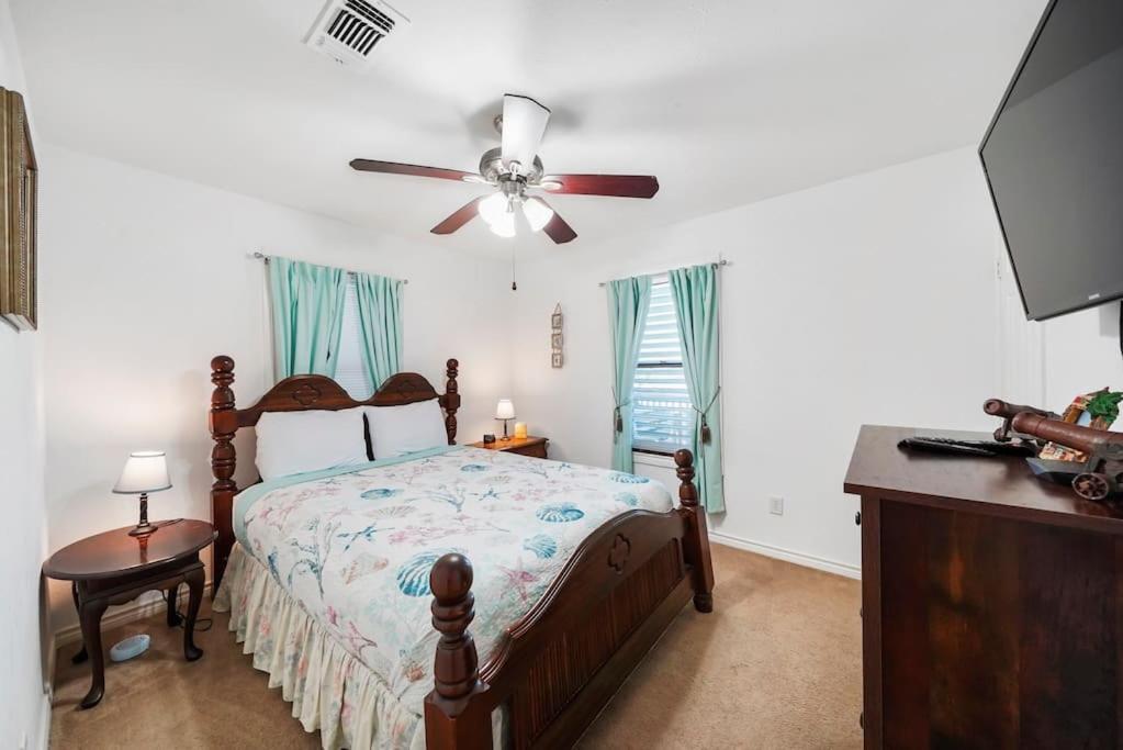Galveston Beach House Family/Pet Friendly מראה חיצוני תמונה
